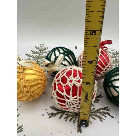 Vintage Satin Christmas Balls w/ Hand Crocheted Coverings Ornaments Set Of 5 - Picture 3 of 4